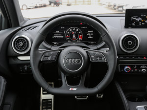 20172.0TFSI Limousine P