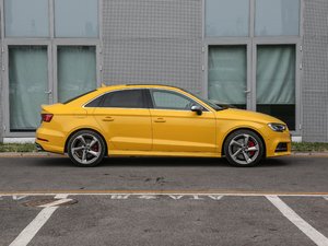 20172.0TFSI Limousine w^