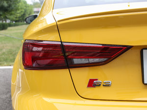 20172.0TFSI Limousine (ji)^