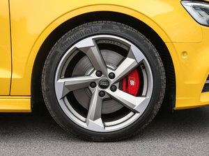 20172.0TFSI Limousine ݆Ȧ