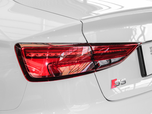 20172.0TFSI Limousine ^