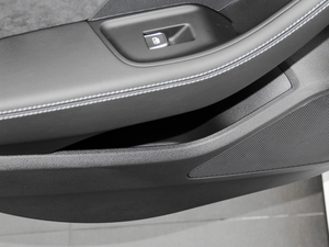 20172.0TFSI Limousine g