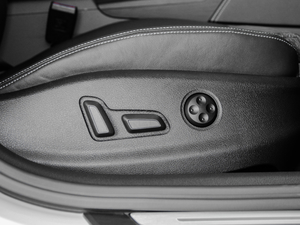 20172.0TFSI Limousine g