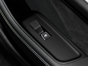 20172.0TFSI Limousine п؅^