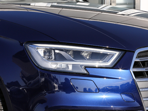 20172.0TFSI Limousine ^