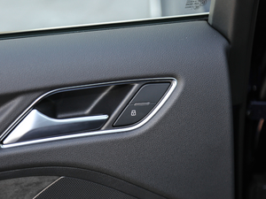 20172.0TFSI Limousine g