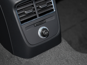 20172.0TFSI Limousine g