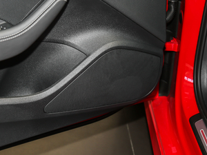 20172.0TFSI Limousine g