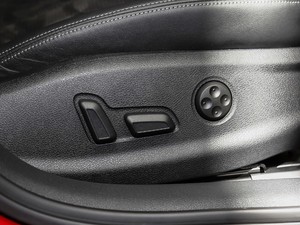 20172.0TFSI Limousine g