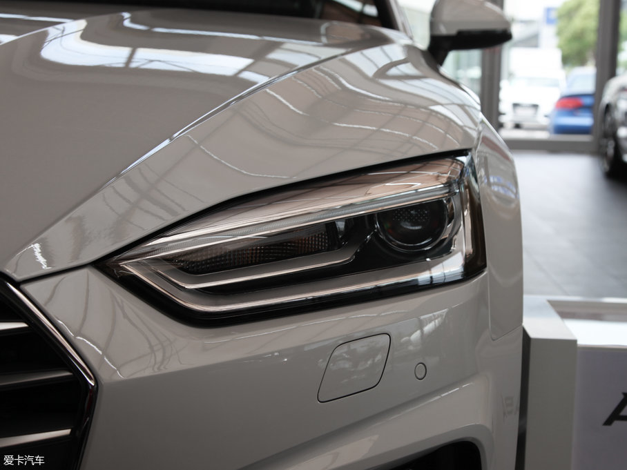 2017WA5 Sportback 40 TFSI r