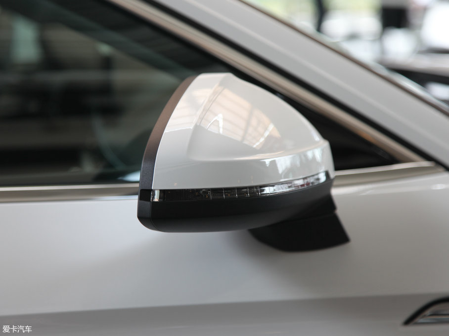 2017WA5 Sportback 40 TFSI r