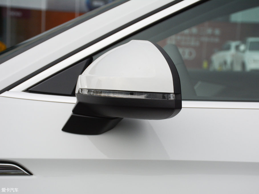 2017WA5 Sportback 45 TFSI quattro \