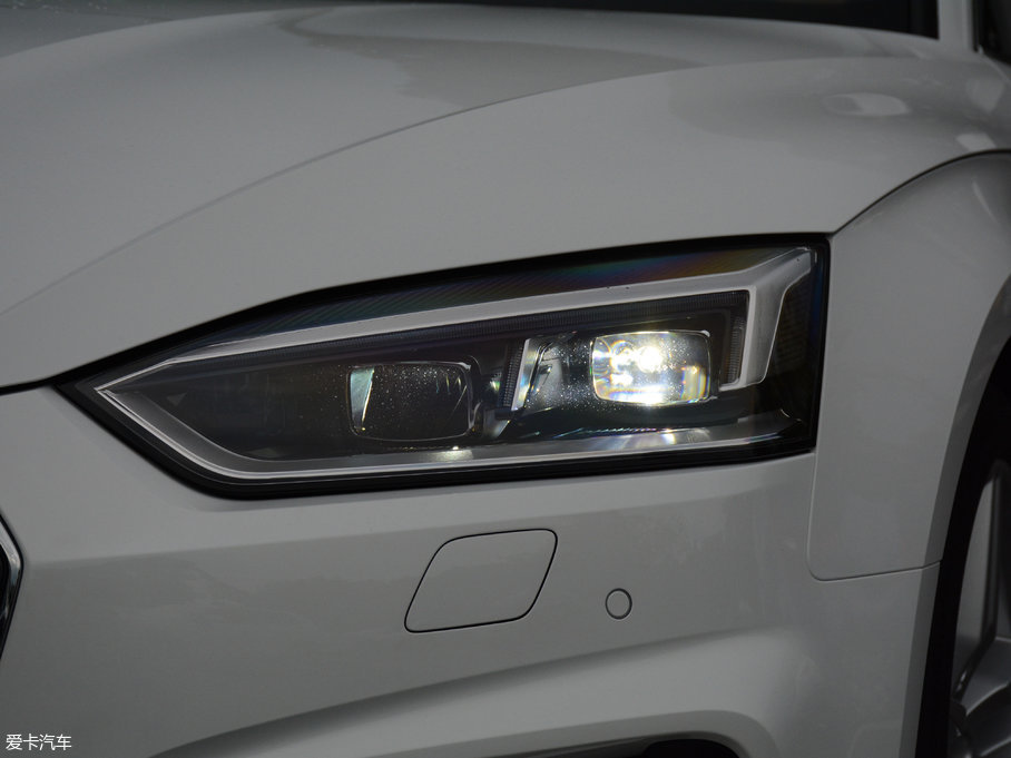 2017WA5 Sportback 45 TFSI quattro \