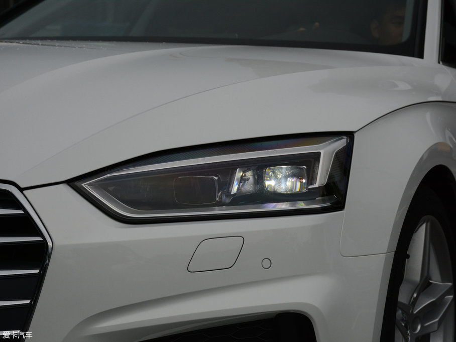 2017WA5 Sportback 45 TFSI quattro \