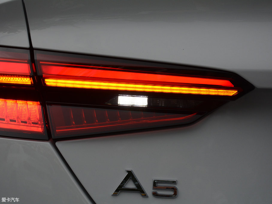 2017WA5 Sportback 45 TFSI quattro \