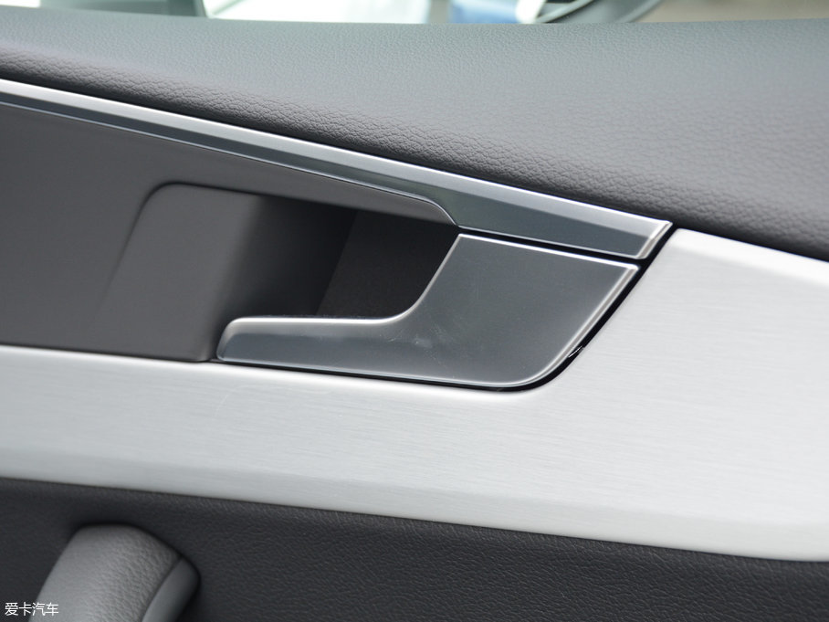 2017WA5 Sportback 45 TFSI quattro \