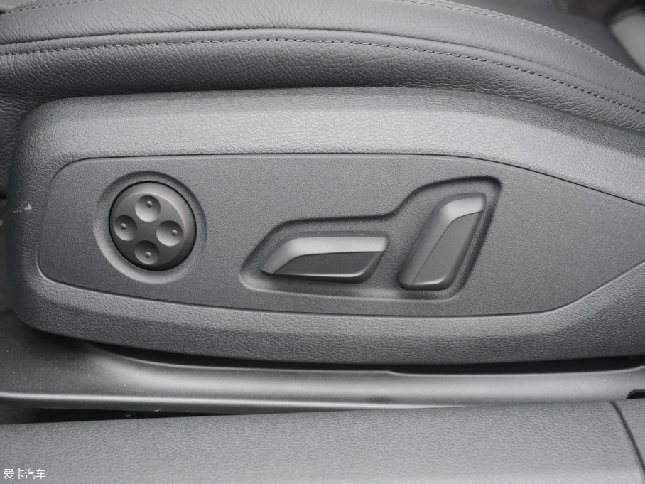 2017WA5 Sportback 45 TFSI quattro \