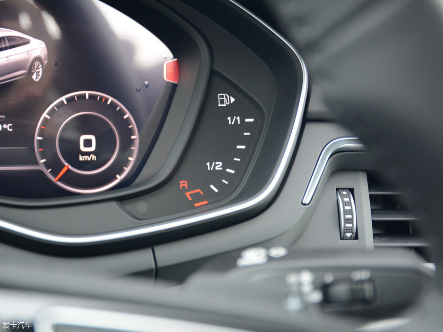 2017WA5 Sportback 45 TFSI quattro \