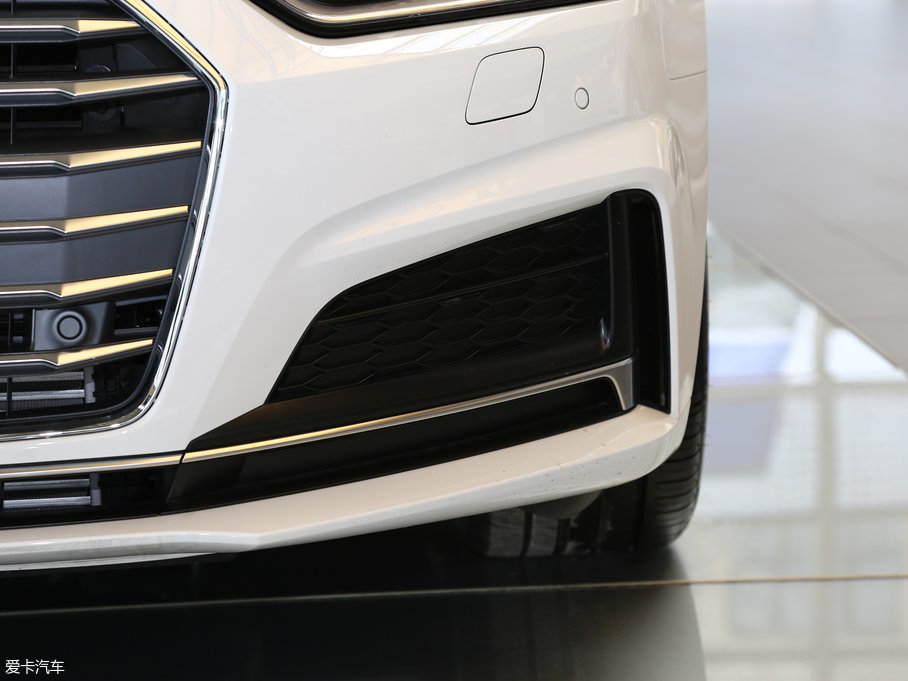 2017WA5 Sportback 40 TFSI r