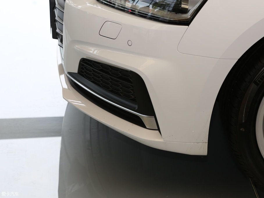 2017WA5 Sportback 40 TFSI r