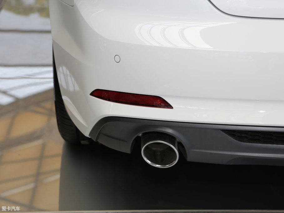 2017WA5 Sportback 40 TFSI r