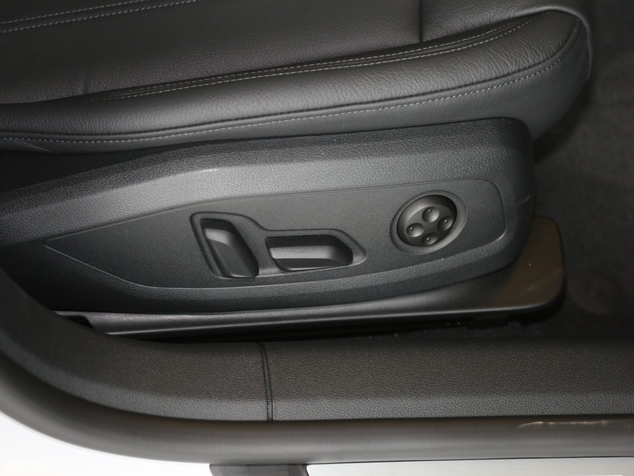 2017WA5 Sportback 40 TFSI r