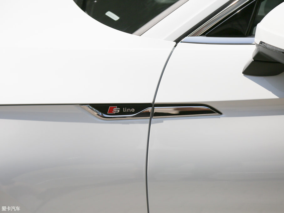 2017WA5 Sportback 45 TFSI quattro \