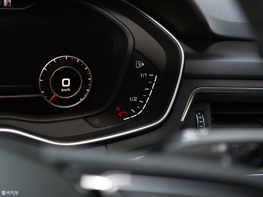 2017WA5 Sportback 45 TFSI quattro \