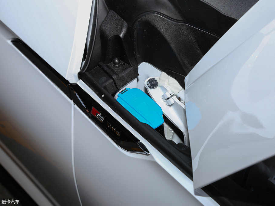 2017WA5 Sportback 45 TFSI quattro \