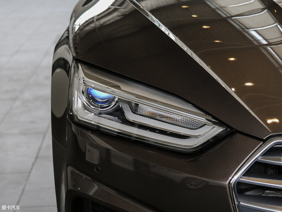 2017WA5 Sportback 40 TFSI r