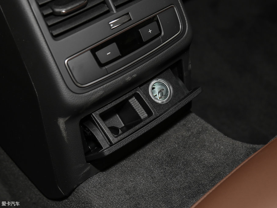 2017WA5 Sportback 40 TFSI r