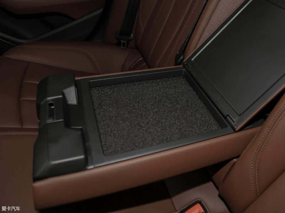 2017WA5 Sportback 40 TFSI r