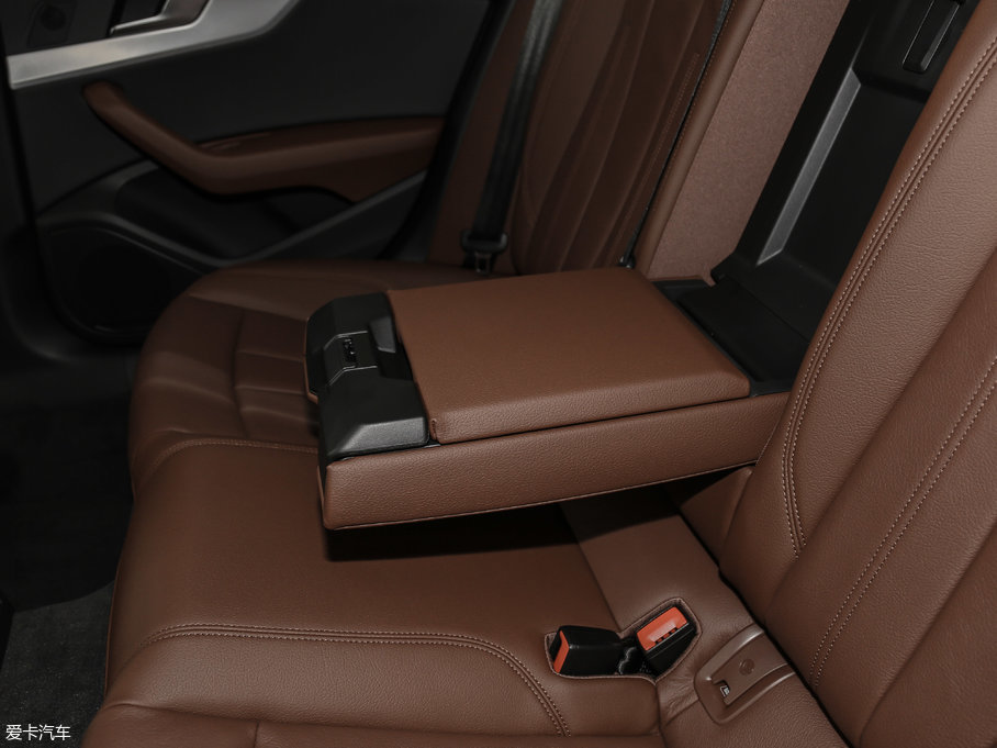 2017WA5 Sportback 40 TFSI r