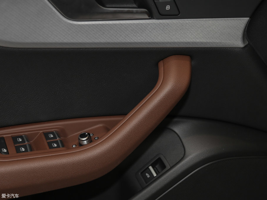 2017WA5 Sportback 40 TFSI r