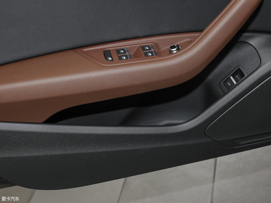 2017WA5 Sportback 40 TFSI r