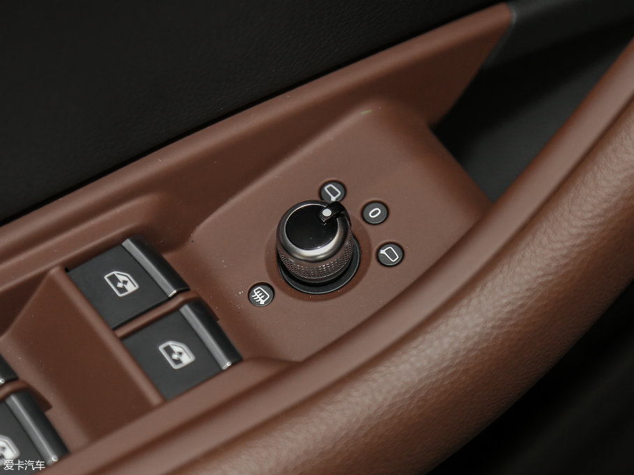 2017WA5 Sportback 40 TFSI r