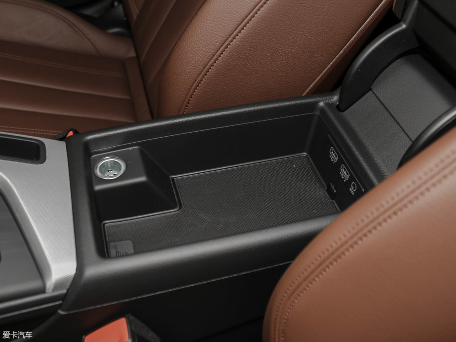 2017WA5 Sportback 40 TFSI r