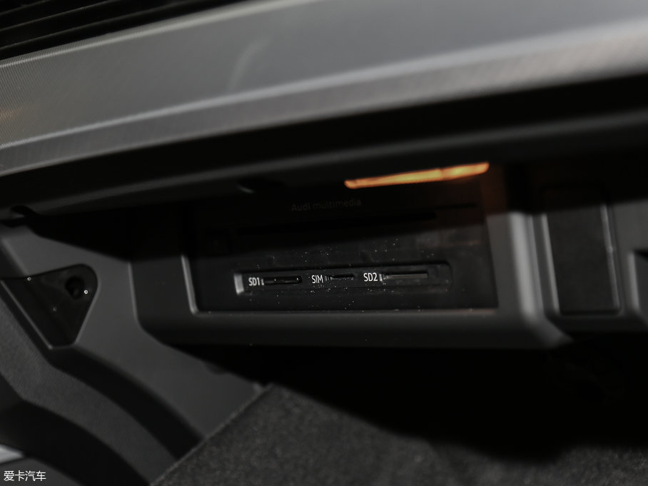 2017WA5 Sportback 40 TFSI r