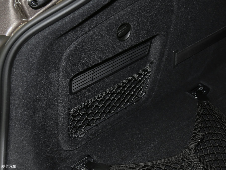 2017?yun)WA5 Sportback 40 TFSI r(sh)