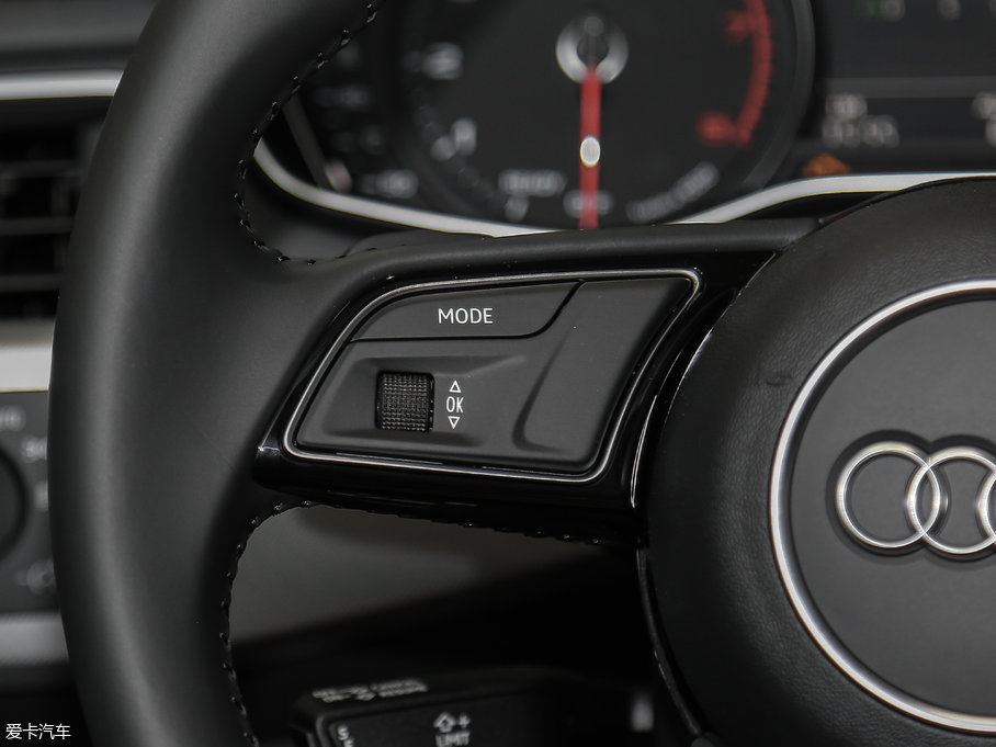 2017WA5 Sportback 40 TFSI r