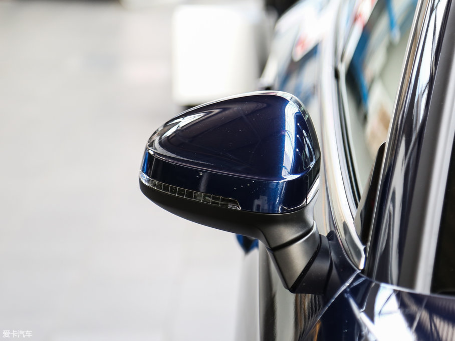 2017WA5 Sportback 45 TFSI r