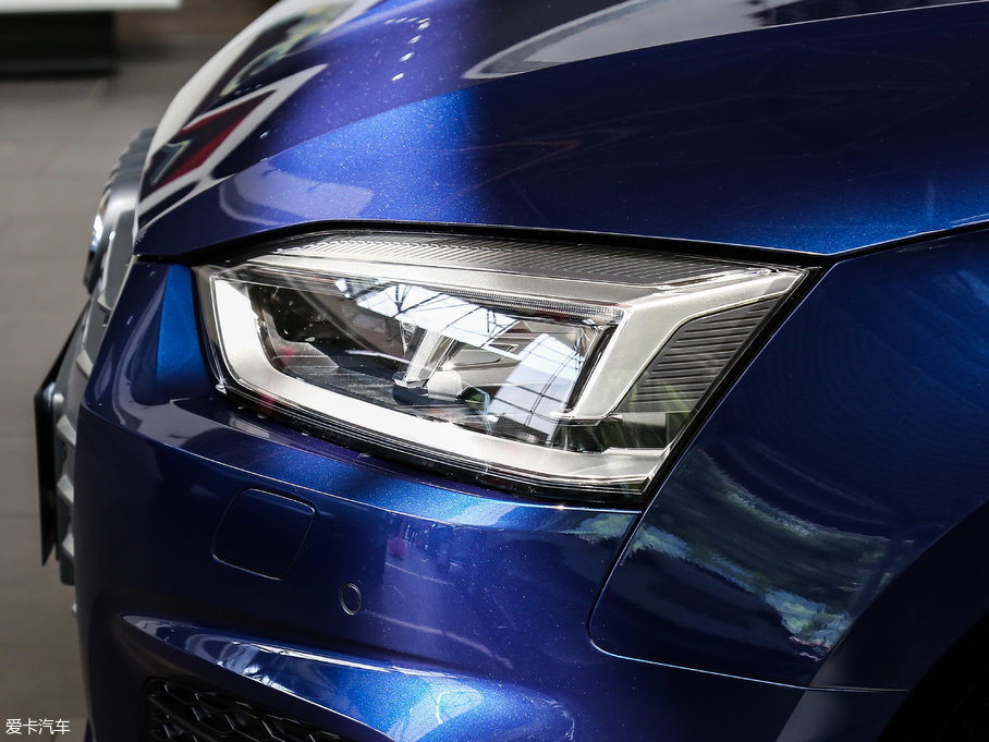 2017WA5 Sportback 45 TFSI r