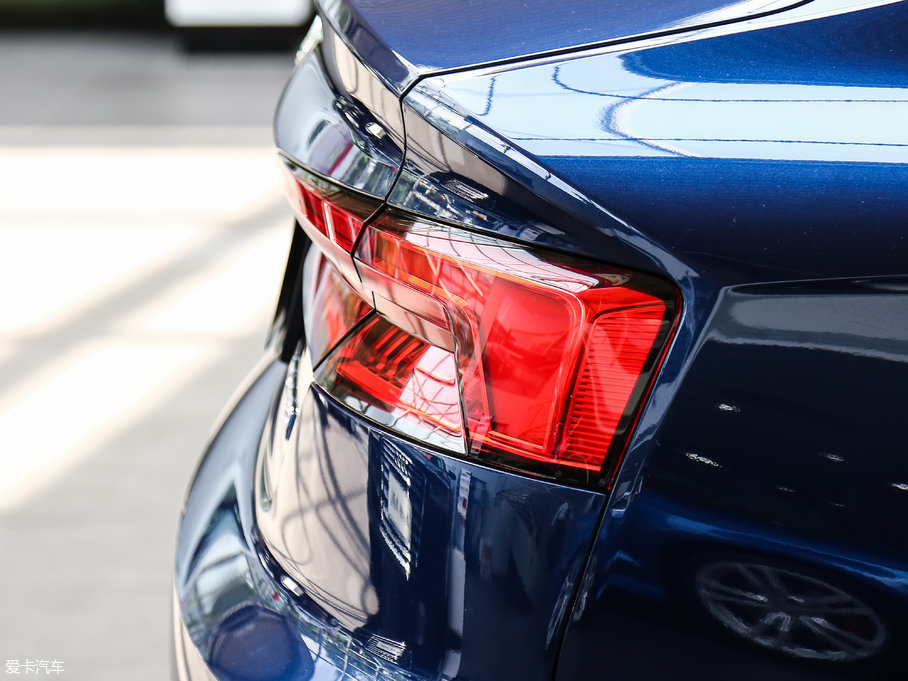 2017WA5 Sportback 45 TFSI r