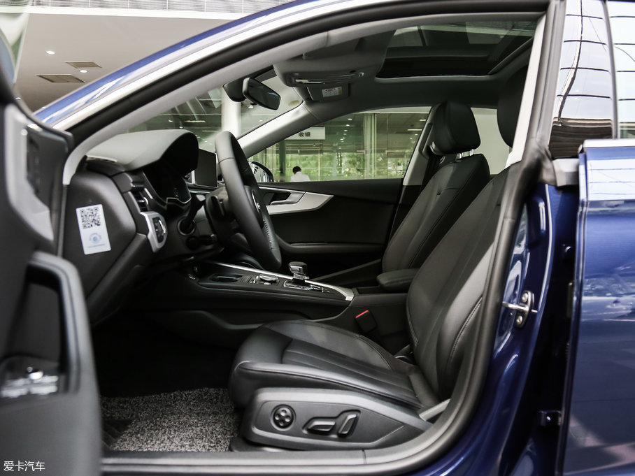 2017WA5 Sportback 45 TFSI r