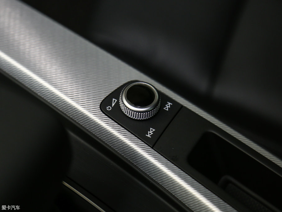 2017WA5 Sportback 45 TFSI r