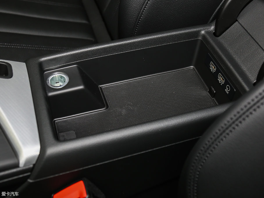 2017WA5 Sportback 45 TFSI r