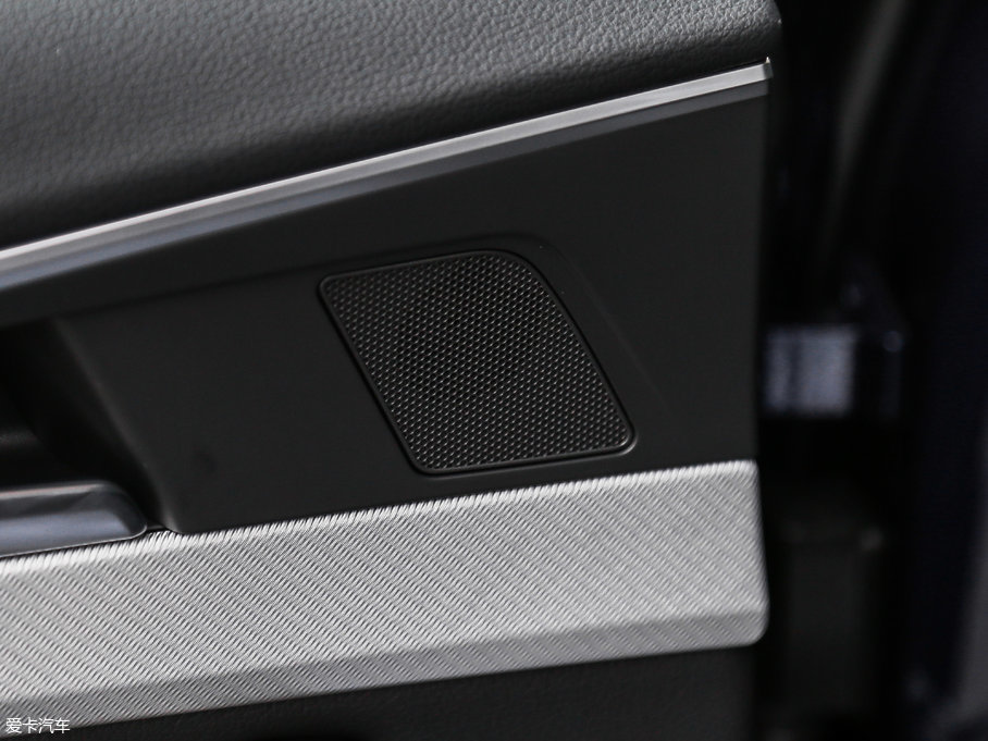 2017WA5 Sportback 45 TFSI r