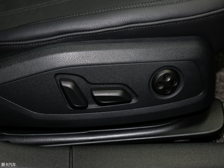 2017WA5 Sportback 45 TFSI r