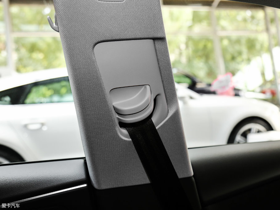 2017WA5 Sportback 45 TFSI r