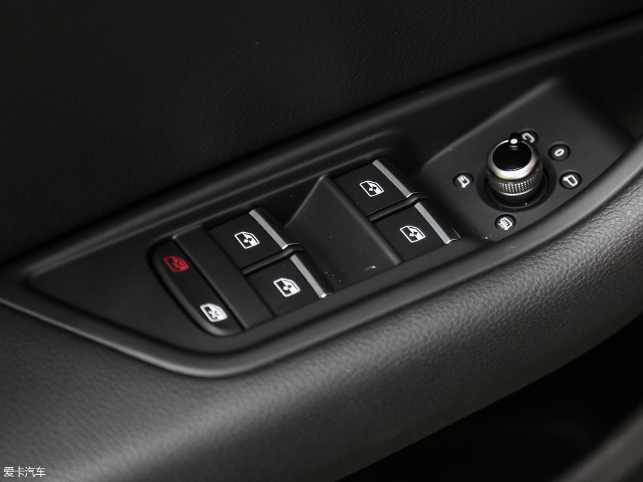 2017WA5 Sportback 45 TFSI r